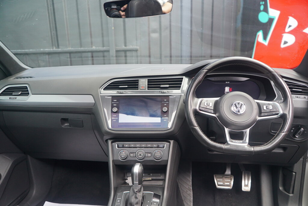 Volkswagen Tiguan 2017 2.0 Tdi Bluemotion Tech Se Navigation Suv Grey #71