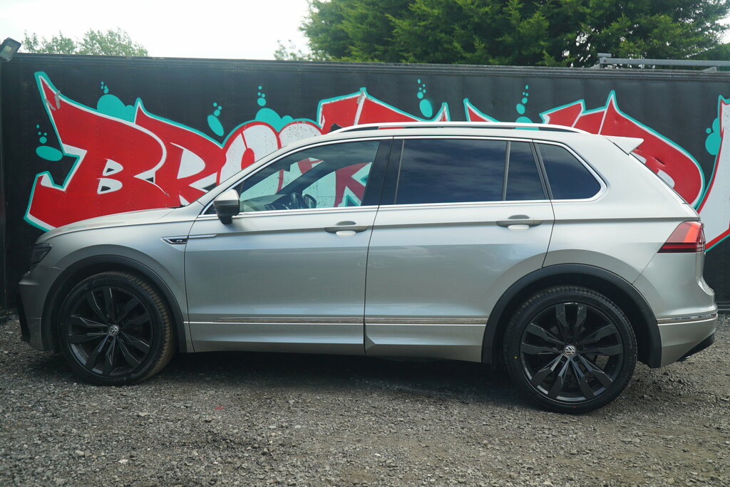 Volkswagen Tiguan 2017 2.0 Tdi Bluemotion Tech Se Navigation Suv Grey #13