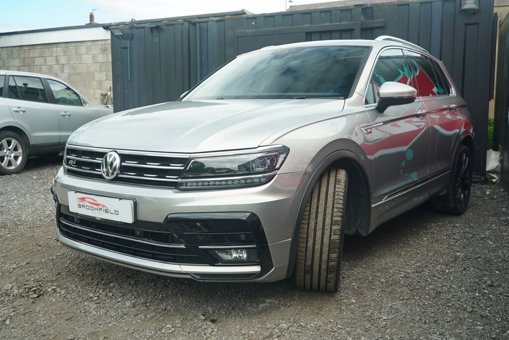 Volkswagen Tiguan 2017 2.0 Tdi Bluemotion Tech Se Navigation Suv Grey #8
