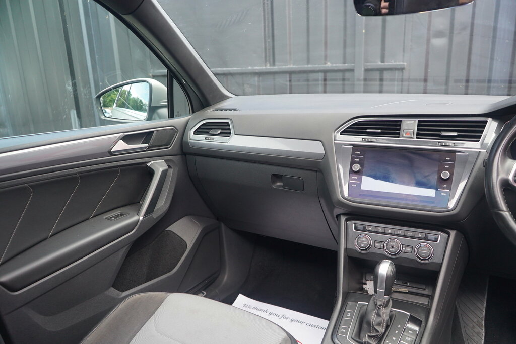 Volkswagen Tiguan 2017 2.0 Tdi Bluemotion Tech Se Navigation Suv Grey #70