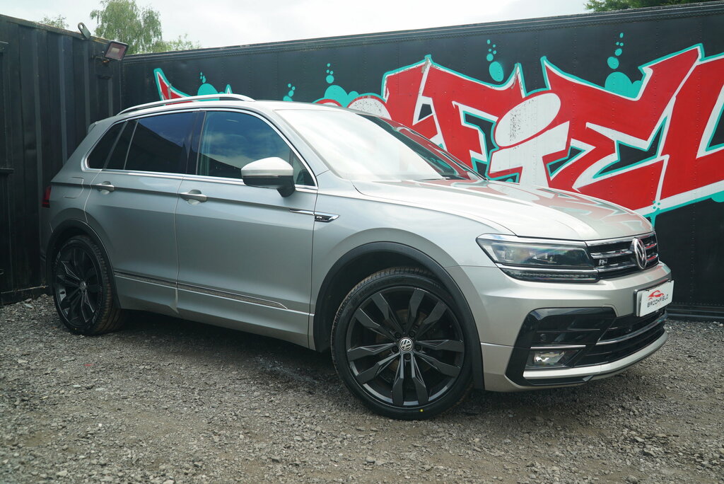 Volkswagen Tiguan 2017 2.0 Tdi Bluemotion Tech Se Navigation Suv Grey #32
