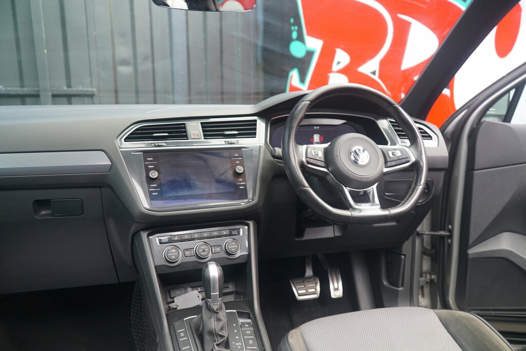 Volkswagen Tiguan 2017 2.0 Tdi Bluemotion Tech Se Navigation Suv Grey #84