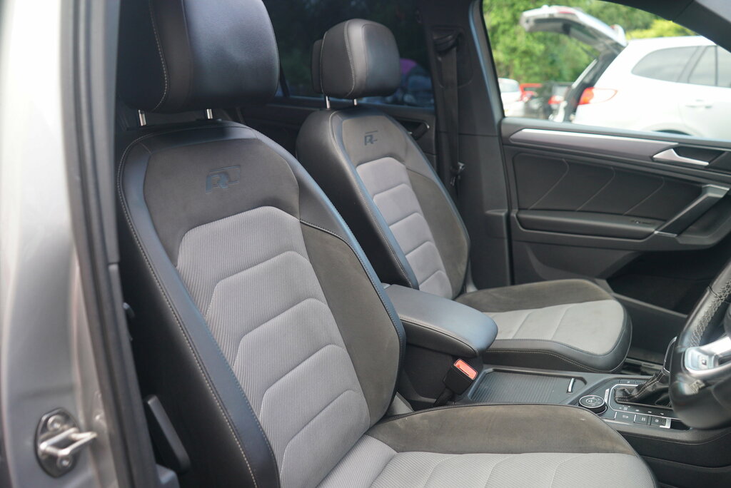 Volkswagen Tiguan 2017 2.0 Tdi Bluemotion Tech Se Navigation Suv Grey #48
