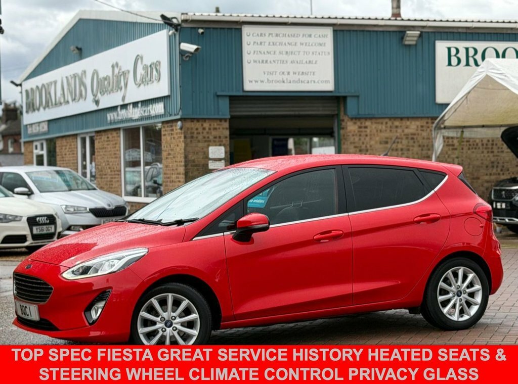 Ford Fiesta 1L Titanium X Red