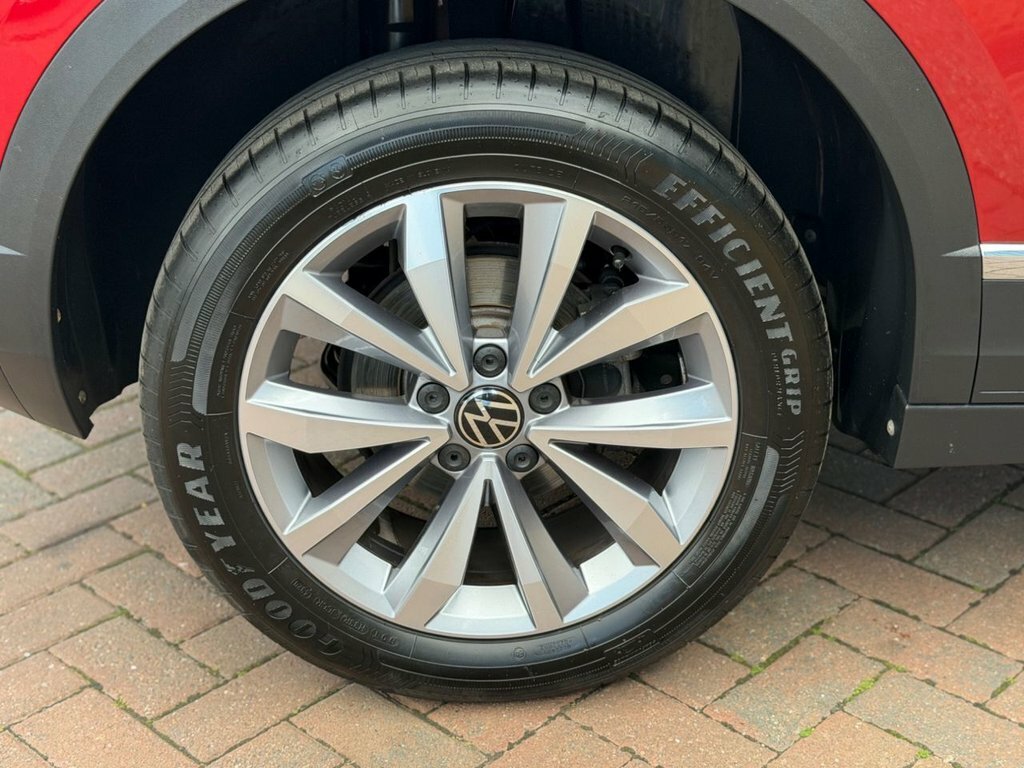 Volkswagen T-Roc 1.5L Design Red #6