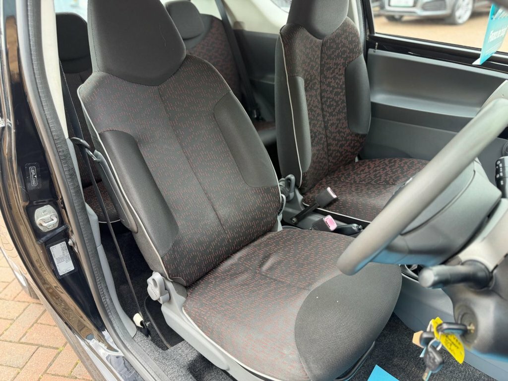 Peugeot 107 1L Verve Black #3