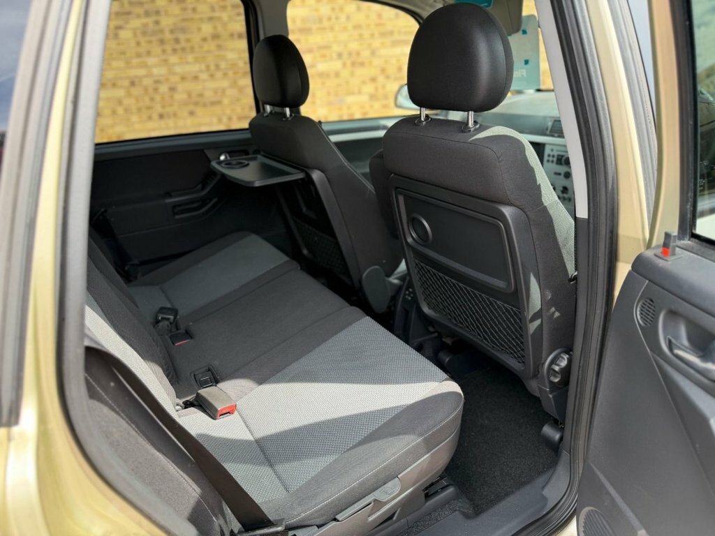 Vauxhall Meriva Life 16V Gold #24