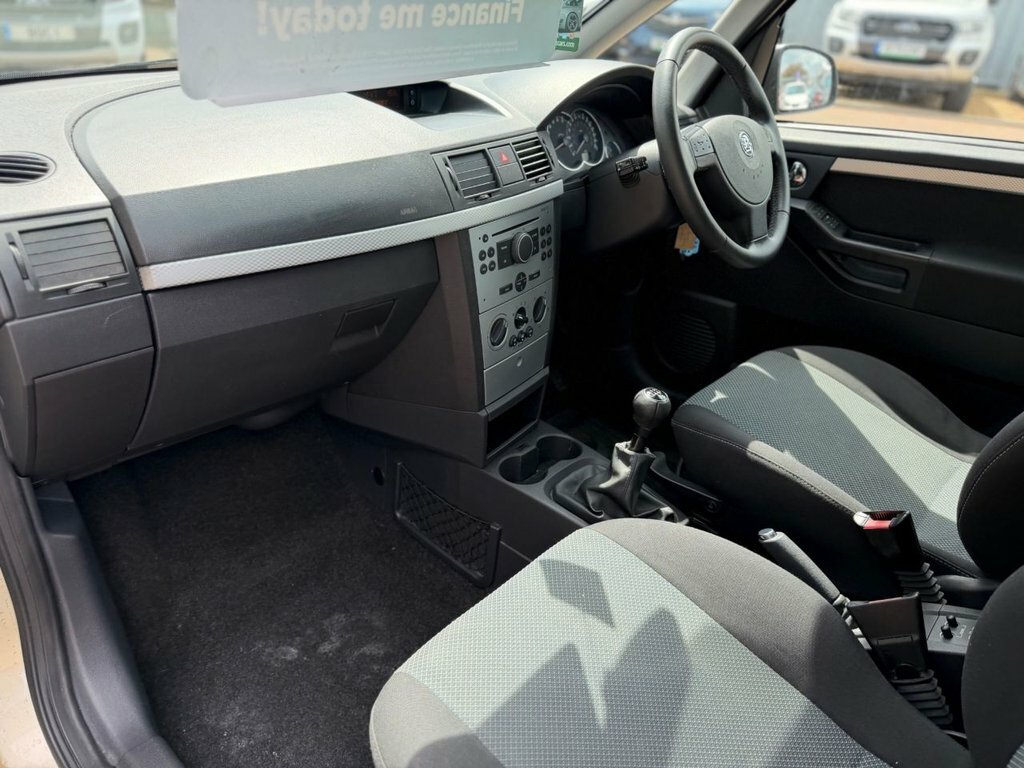 Vauxhall Meriva Life 16V Gold #32