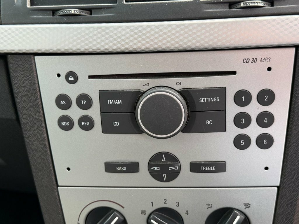Vauxhall Meriva Life 16V Gold #14