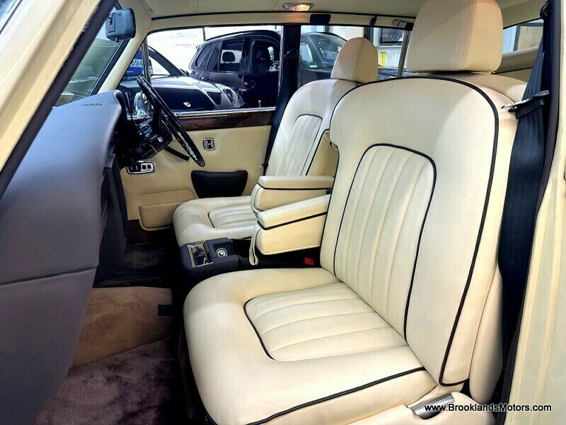 Rolls-Royce Silver Shadow Saloon  #17