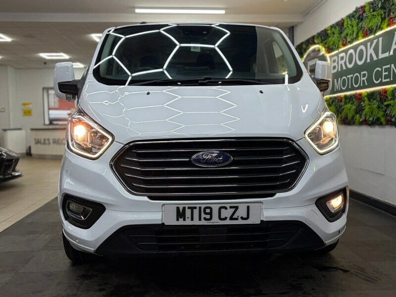 Ford Tourneo Custom 310 Titanium Stunning Example White #5