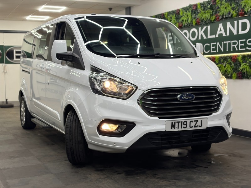 Ford Tourneo Custom 310 Titanium Stunning Example White