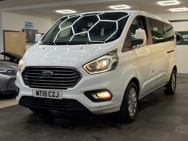 Ford Tourneo Custom 310 Titanium Stunning Example White #2