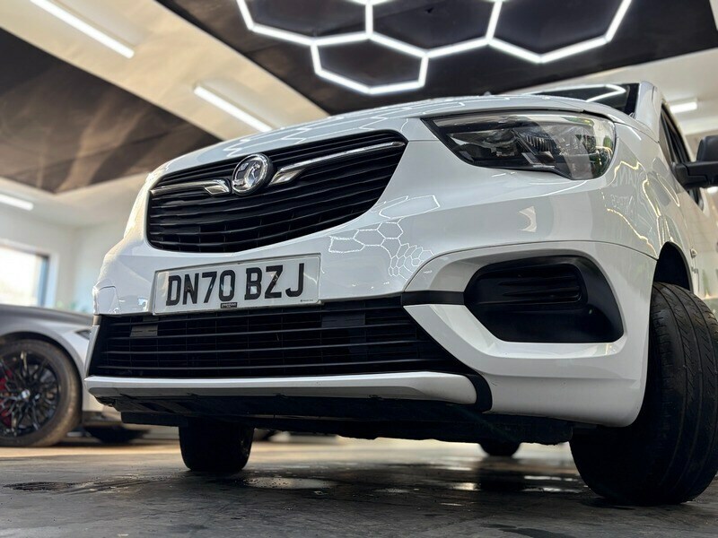 Vauxhall Combo L2h1 2300 Sportive Ss Stunning Example DN70BZJ White #4