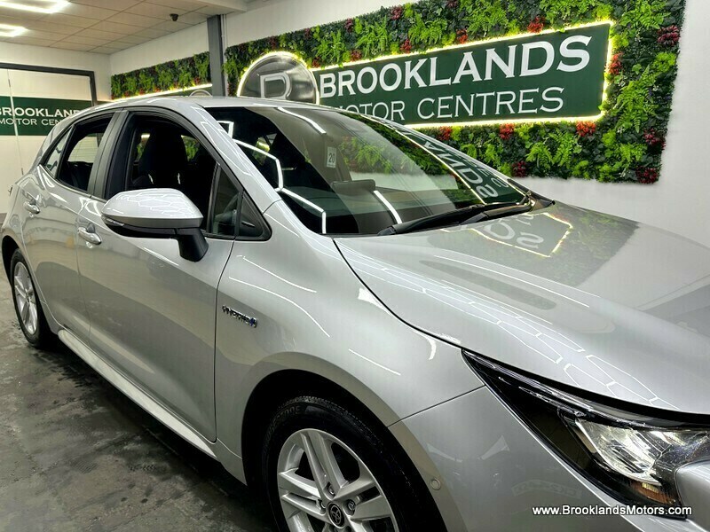 Toyota Corolla 1.8 Icon Tech Sat Nav, Heated Seats Reverse Cam YG22NMY Silver #6