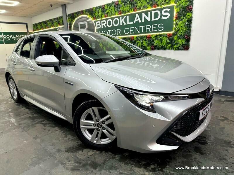 Toyota Corolla 1.8 Icon Tech Sat Nav, Heated Seats Reverse Cam YG22NMY Silver #3