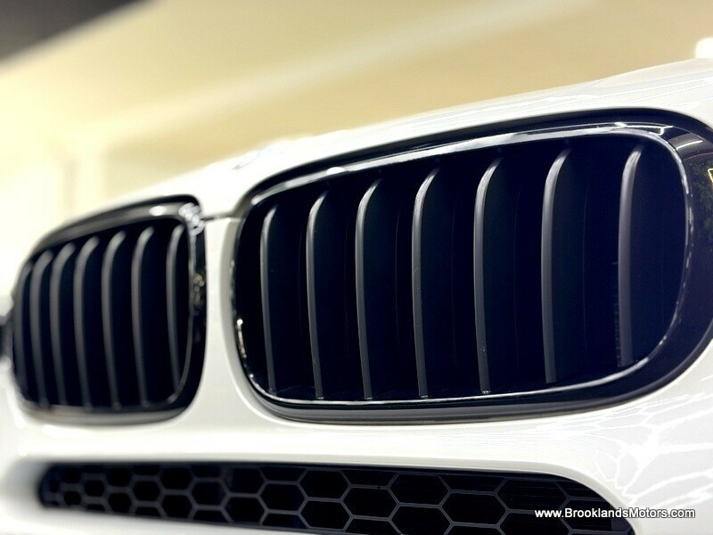 BMW X5 M50d 8X Services, 7 Seats Huge Spec F4ASL White #6