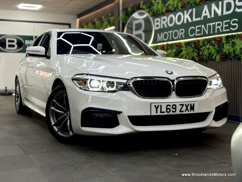 BMW 5 Series 520D Xdrive M Sport 7X Services, Sat Nav, Leather White