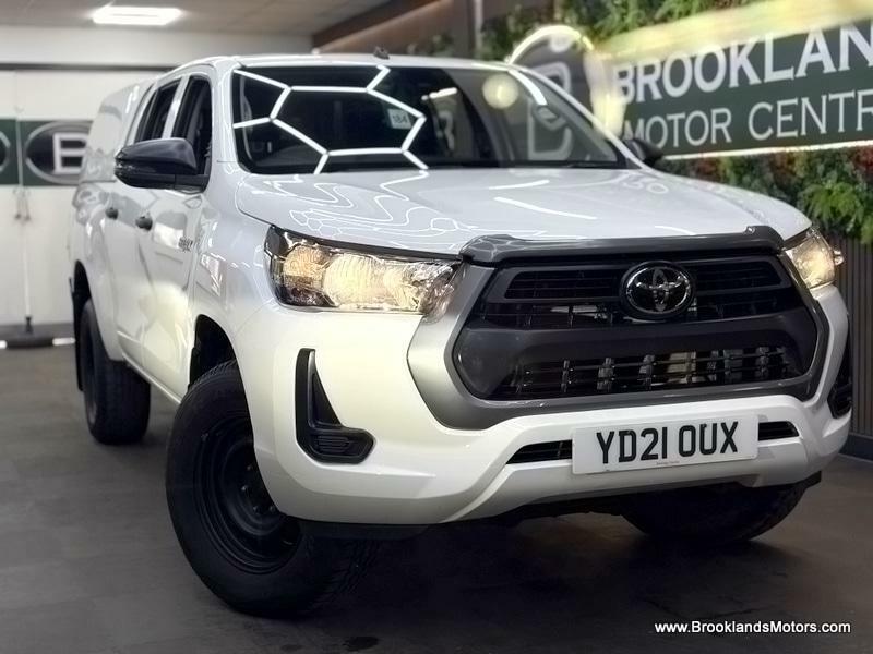 Toyota HILUX Active 4Wd D-4d Dcb Stunning Example White