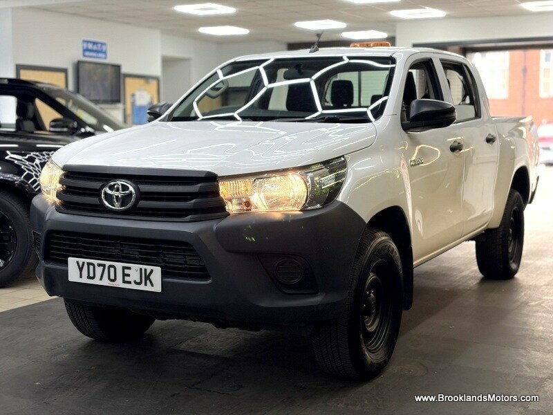 Toyota HILUX Active 4Wd D-4d Dcb Stunning Example YD70EJK White #6