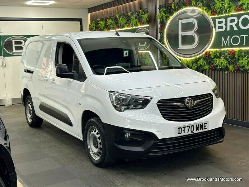Vauxhall Combo 1.5 L2h1 2300 Edition Ss Sat Nav Stunning Exam White