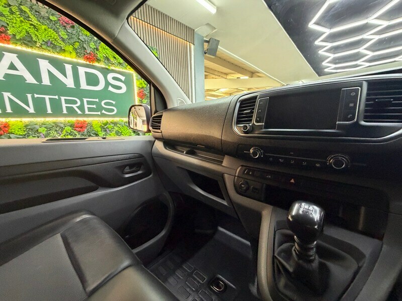 Vauxhall Vivaro L2h1 2900 Sportive Ss Sat Nav Stunning Example DV70DRZ White #6