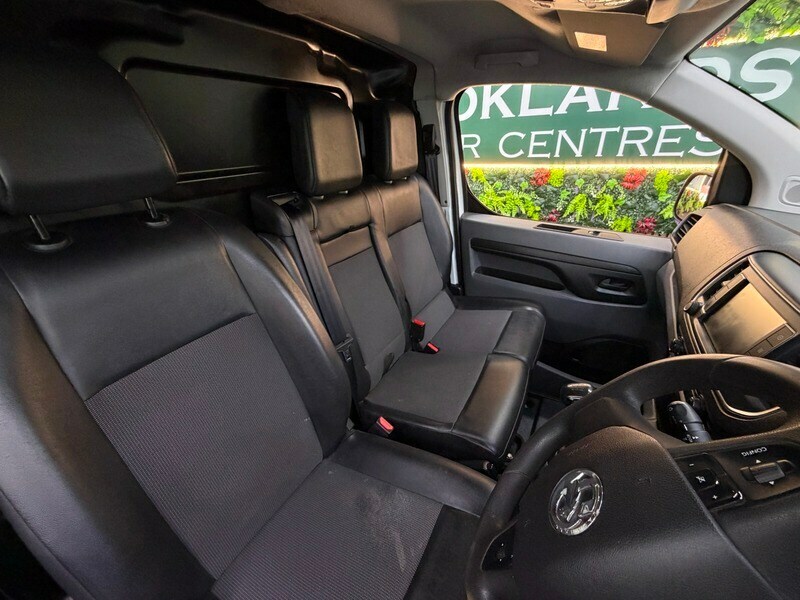 Vauxhall Vivaro L2h1 2900 Sportive Ss Sat Nav Stunning Example DV70DRZ White #4