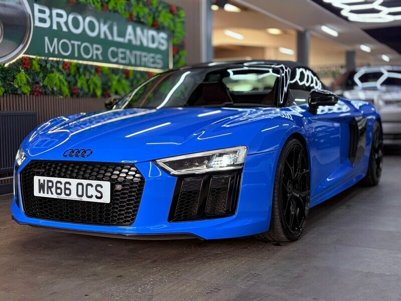 Audi R8 Spyder V10 Quattro 5X Services Blue #2