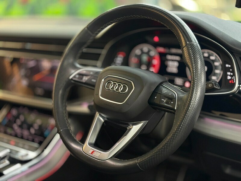 Audi Q7 55 Tfsi E Quattro S Line Tiptronic Black #31