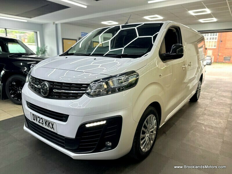 Vauxhall Vivaro L2h1 F2900 Pro Ss Sat Nav Stunning Example DV23KKX White #5