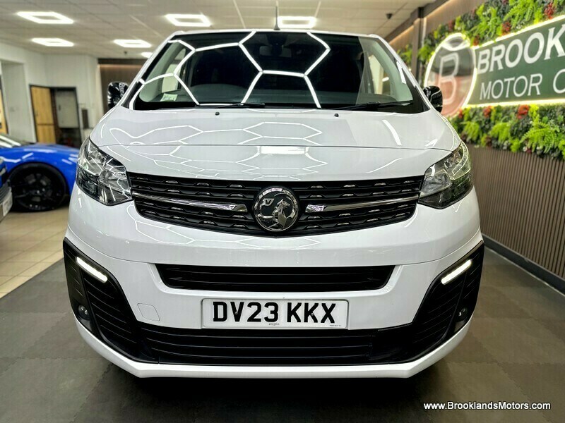 Vauxhall Vivaro L2h1 F2900 Pro Ss Sat Nav Stunning Example DV23KKX White #4