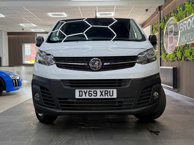 Vauxhall Vivaro L2h1 2900 Dynamic Ss Stunning Example DY69XRU White #2