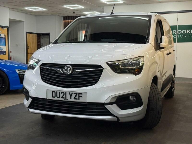 Vauxhall Combo L1h1 2300 Sportive Ss Stunning Example DU21YZF White #5