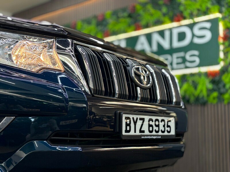 Toyota Land Cruiser D-4d Active 1X Service, Sat Nav, Reverse Camera Blue #4