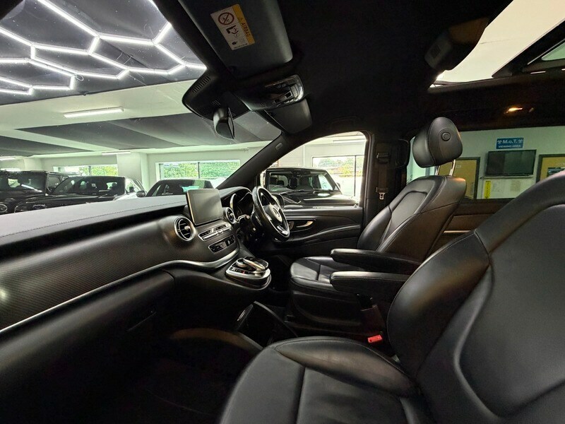 Mercedes-Benz V Class V 250 D Amg Line XL Black #13