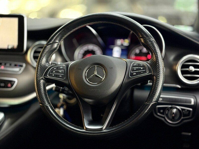 Mercedes-Benz V Class V 250 D Amg Line XL Black #23