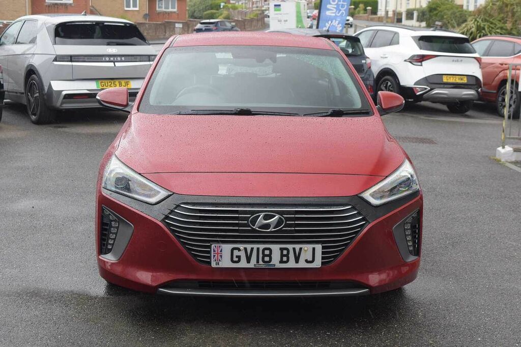 Hyundai Ioniq Premium Red #2