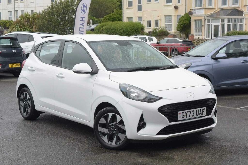 Hyundai I10 Hatchback White