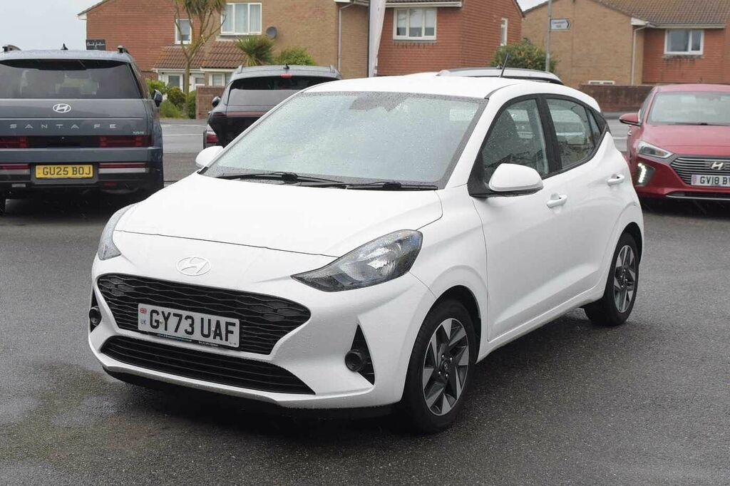 Hyundai I10 Hatchback GY73UAF White #3