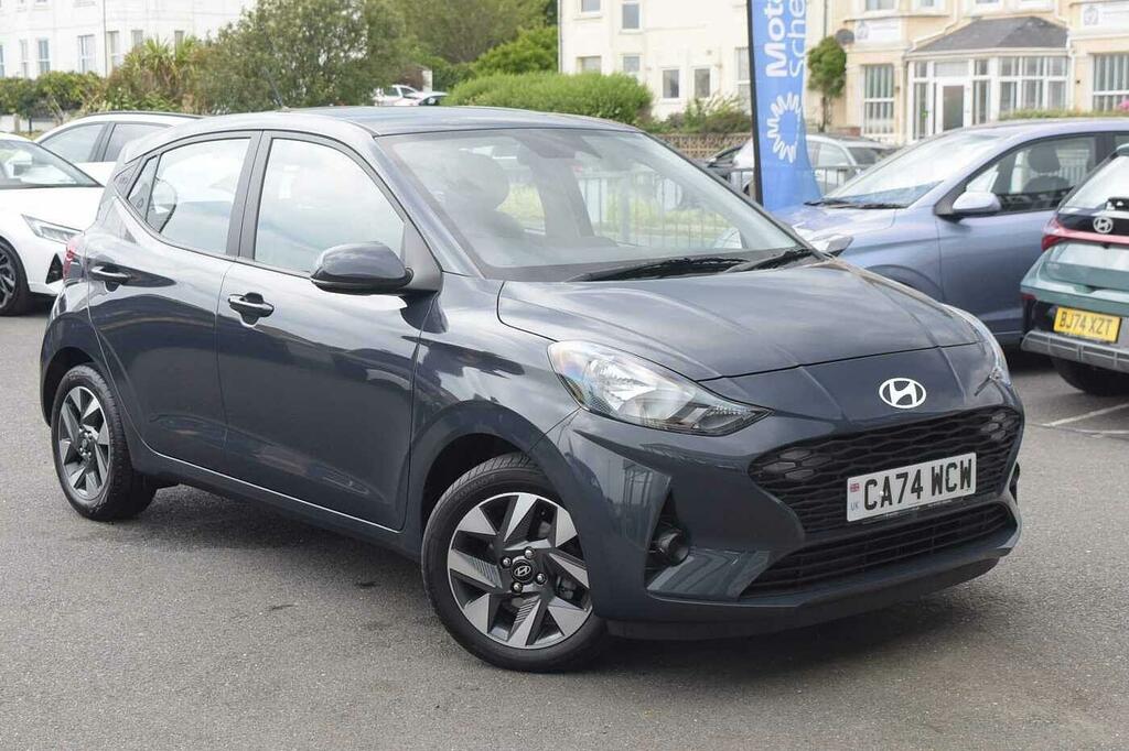 Hyundai I10 Petrol AU73WHP Red #4