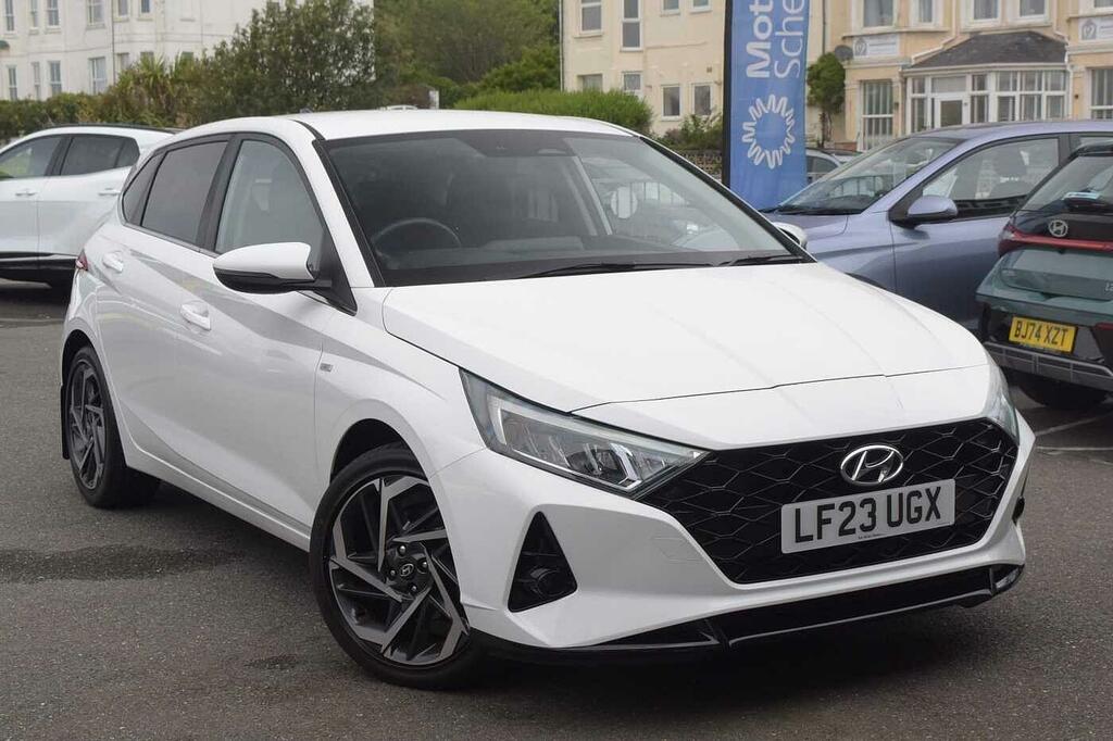Hyundai I20 Petrol Red #3