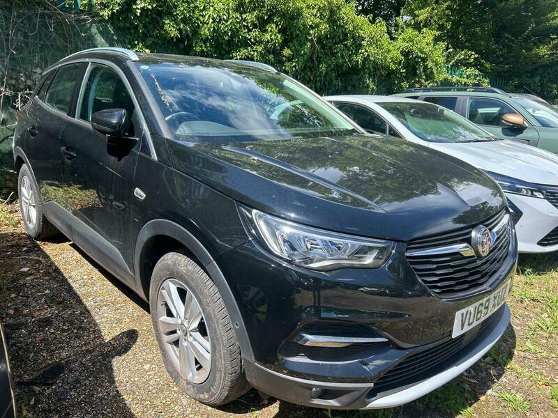 Vauxhall Grandland X 1.5 Turbo D Business Black