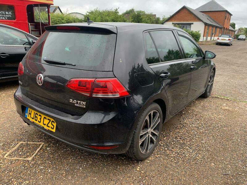 Volkswagen Golf 2.0 Tdi Bluemotion Tech Black #6