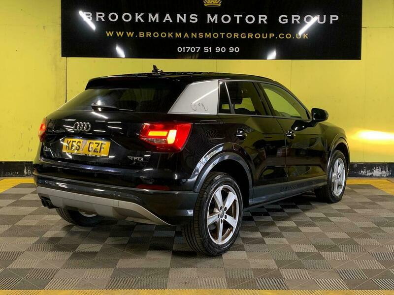Audi Q2 1.4 Tfsi Cod Sport Black #3