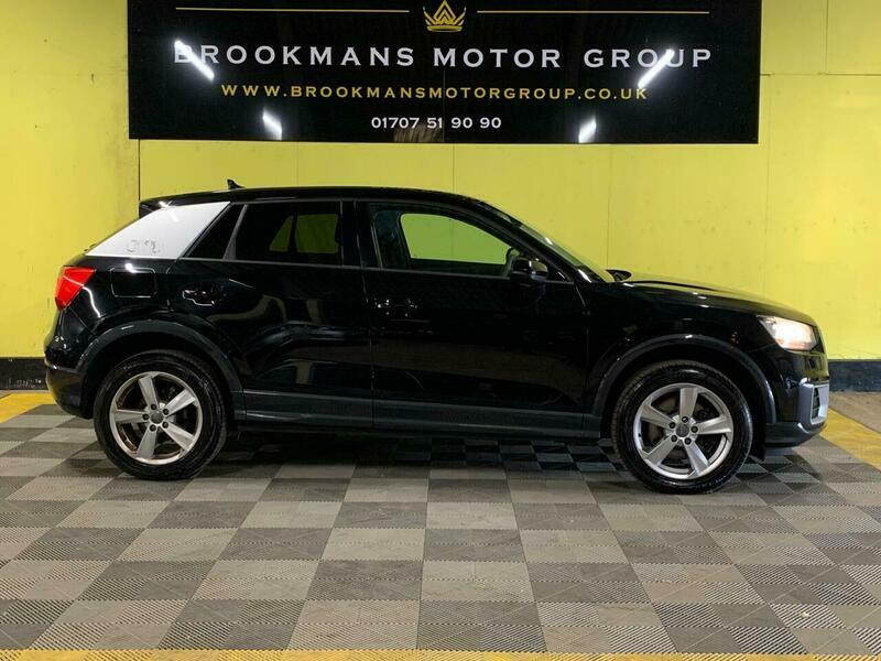 Audi Q2 1.4 Tfsi Cod Sport Black #4