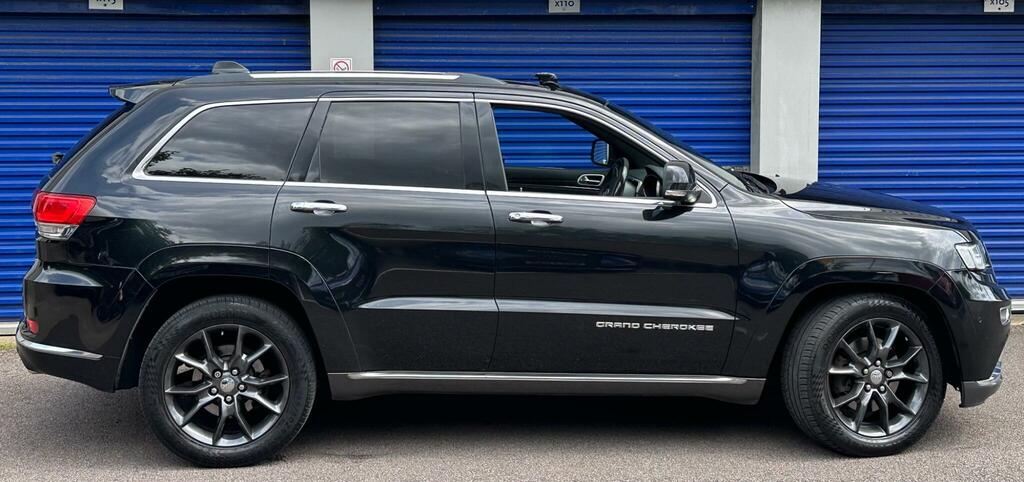Jeep Grand Cherokee Summit Black #6