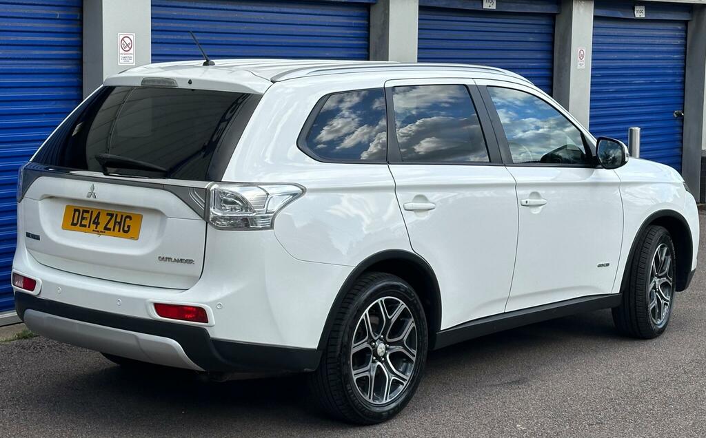 Mitsubishi Outlander Gx3 White #5