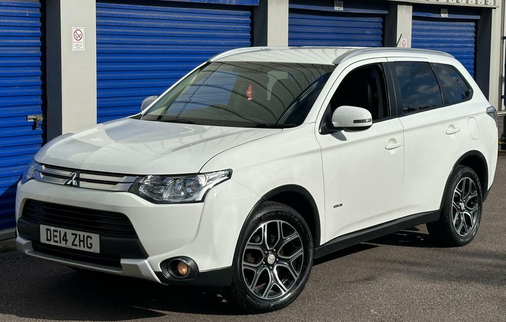 Mitsubishi Outlander Gx3 White