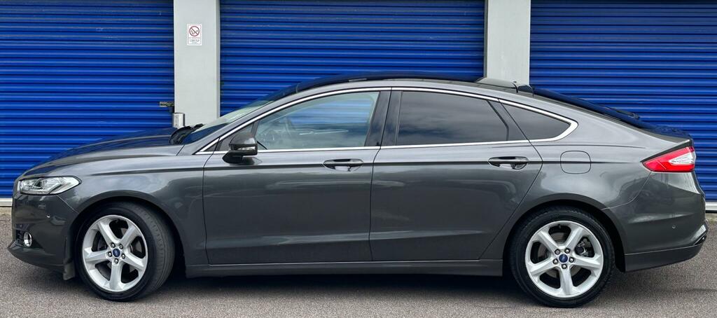 Ford Mondeo Titanium Grey #2