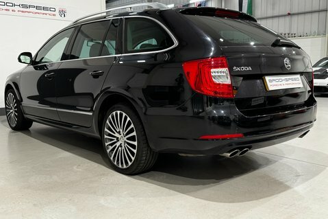 Skoda Superb Laurin And Klement FJ64WDY  #3